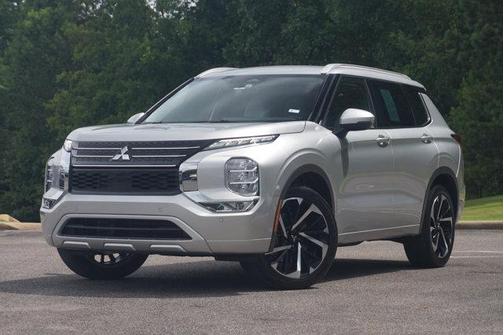 2023 Mitsubishi Outlander SEL 2.5 2WD