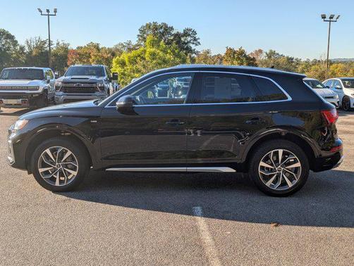 2024 Audi Q5 45 S line Premium