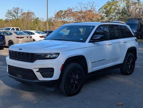 2024 Jeep Grand Cherokee Altitude