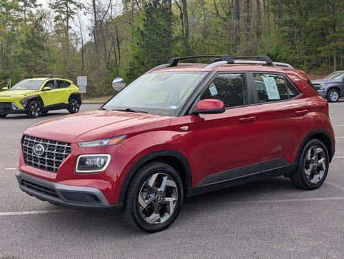 2021 Hyundai VENUE SEL