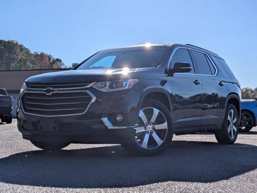 2021 Chevrolet Traverse LT Leather