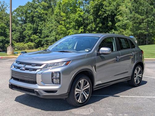 Mercury Gray Metallic 2023 Mitsubishi Outlander Sport SE