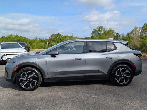 Sterling Gray Metallic 2025 Chevrolet Equinox EV LT