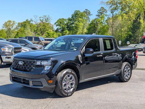 SHADOW BLACK 2025 Ford Maverick XLT