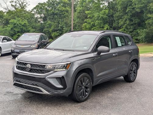 Platinum Gray Metallic 2024 Volkswagen Taos 1.5T S