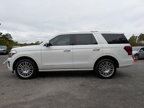 2023 Ford Expedition Platinum