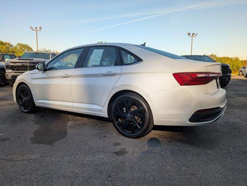 2025 Volkswagen Jetta 1.5T SE