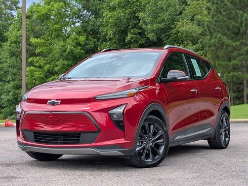 Cherry Red Tintcoat 2022 Chevrolet Bolt EUV FWD Premier