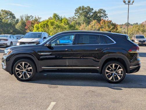 2024 Volkswagen Atlas Cross Sport 2.0T SEL Premium