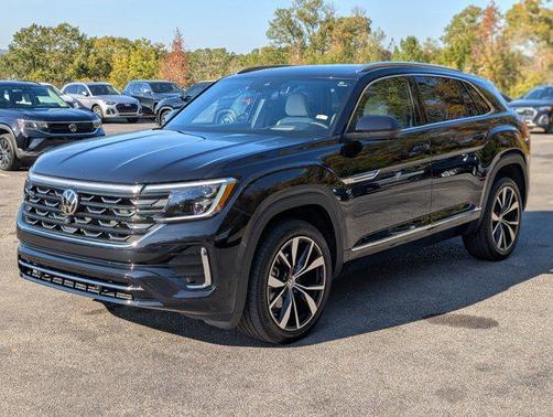 2024 Volkswagen Atlas Cross Sport 2.0T SEL Premium
