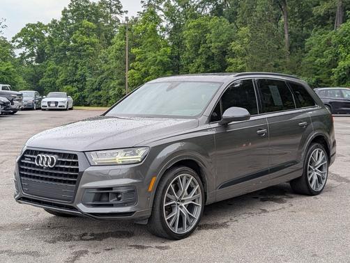 Samurai Gray Metallic 2019 Audi Q7 55 Prestige