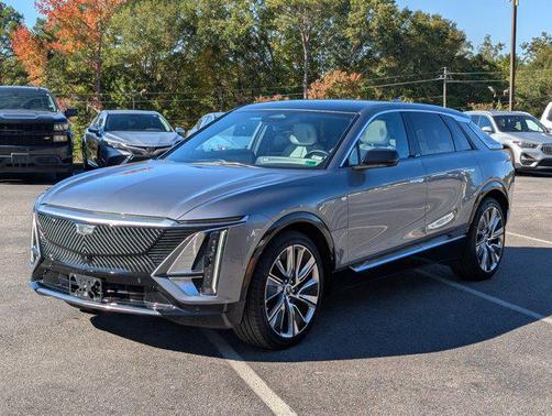 2023 Cadillac LYRIQ Luxury
