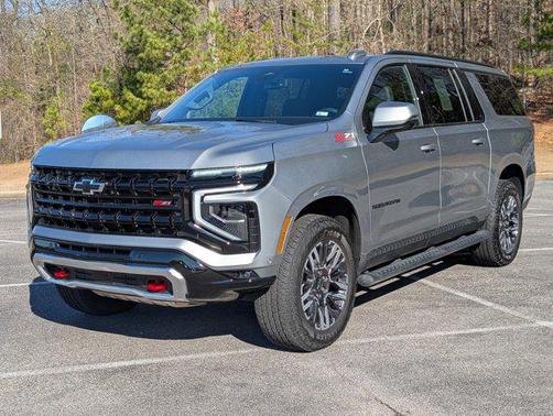 2025 Chevrolet Suburban 4WD Z71