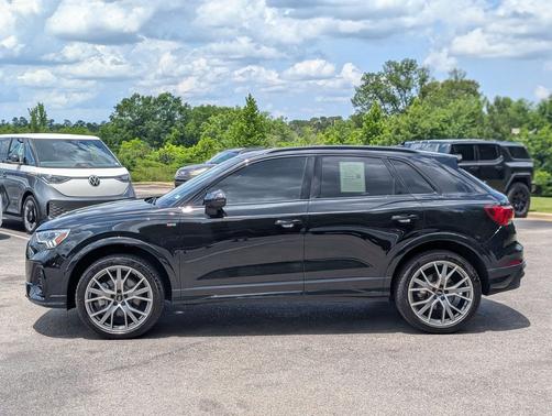 Mythos Black Metallic 2025 Audi Q3 45 S line Premium Plus