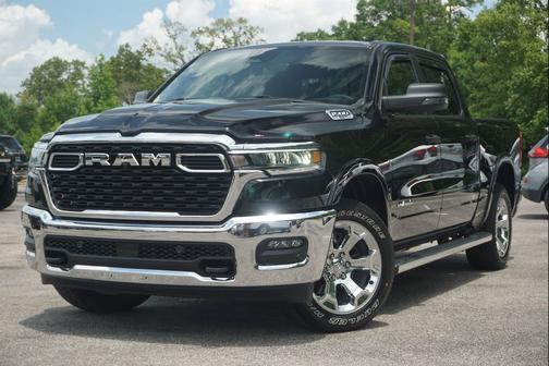 Diamond Black Crystal Pearlcoat 2025 RAM 1500 Big Horn/Lone Star