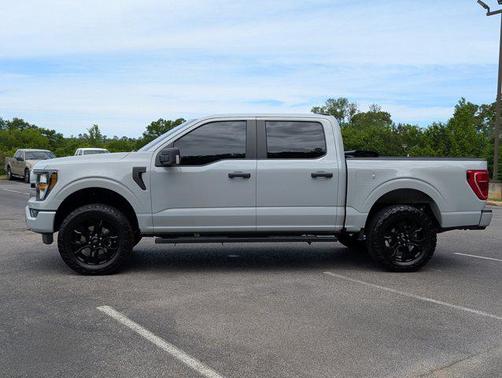 AVALANCHE 2023 Ford F-150 XL