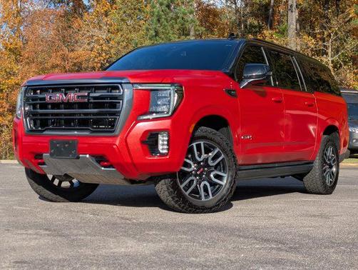 2023 GMC Yukon XL 4WD AT4