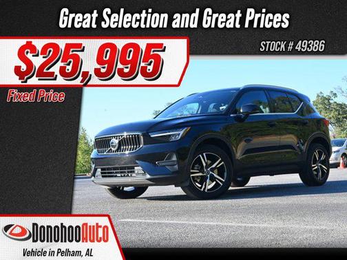 2025 Volvo XC40 B5 Core Bright Theme