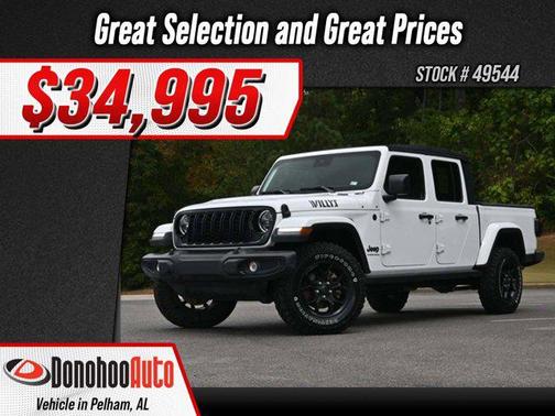 Bright White Clearcoat 2024 Jeep Gladiator Willys