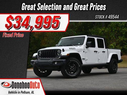 Bright White Clearcoat 2024 Jeep Gladiator Willys