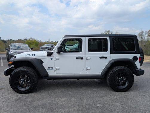 Bright White Clearcoat 2025 Jeep Wrangler 4xe Willys