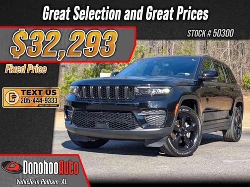 Diamond Black Crystal Pearlcoat 2023 Jeep Grand Cherokee Altitude