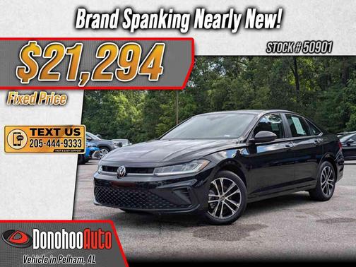Deep Black Pearl 2025 Volkswagen Jetta 1.5T Sport