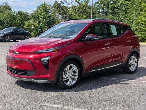 Cherry Red Tintcoat 2022 Chevrolet Bolt EUV FWD Premier