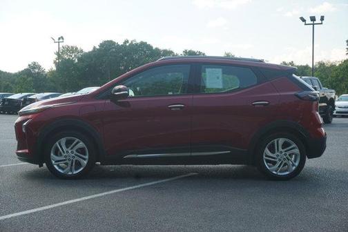 Cherry Red Tintcoat 2022 Chevrolet Bolt EUV FWD Premier