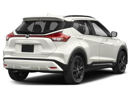 Fresh Powder 2024 Nissan Kicks SR