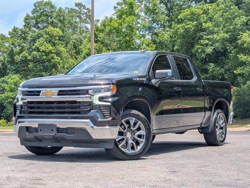 Black 2022 Chevrolet Silverado 1500 LT