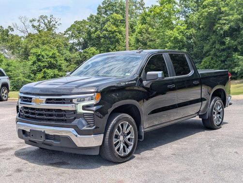 Black 2022 Chevrolet Silverado 1500 LT