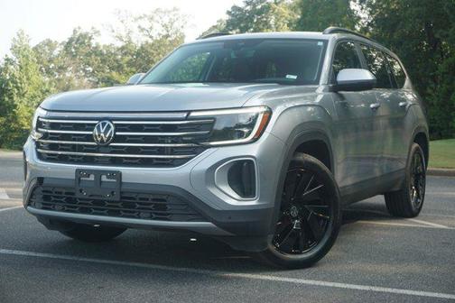 2024 Volkswagen Atlas 2.0T SE w/Technology 4MOTION