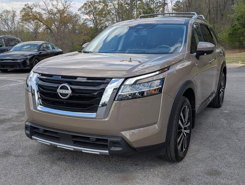 Baja Storm 2024 Nissan Pathfinder Platinum FWD