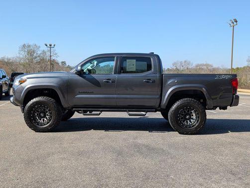 2020 Toyota Tacoma SR5