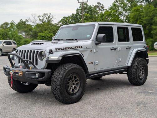 Silver Zynith Clearcoat 2023 Jeep Wrangler Rubicon 392