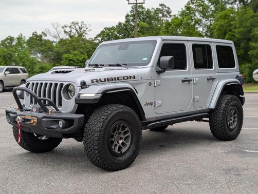 Silver Zynith Clearcoat 2023 Jeep Wrangler Rubicon 392