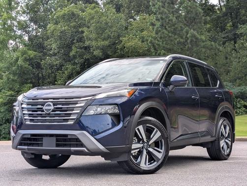 Deep Ocean Blue Pearl 2025 Nissan Rogue SL