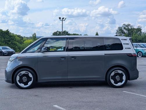Metro Silver Metallic 2025 Volkswagen ID. Buzz Pro S
