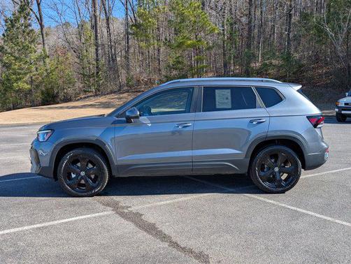 2025 Volkswagen Taos 1.5T SEL