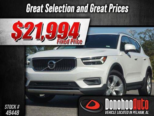 2021 Volvo XC40 T5 Momentum