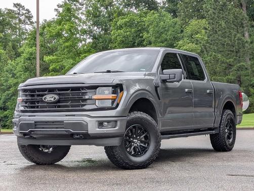 CARBONIZED GRAY METALLIC 2024 Ford F-150 XLT