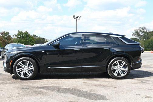 2024 Cadillac LYRIQ Tech