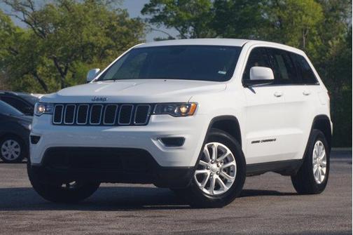 2022 Jeep Grand Cherokee Laredo