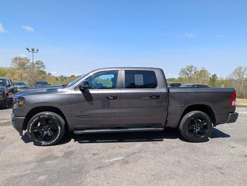 Granite Crystal Metallic Clearcoat 2024 RAM 1500 Big Horn/Lone Star