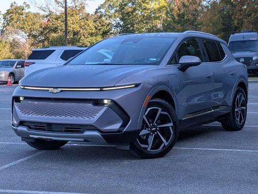 2025 Chevrolet Equinox EV LT