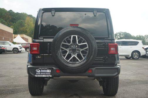 2024 Jeep Wrangler 4-Door Sahara 4x4