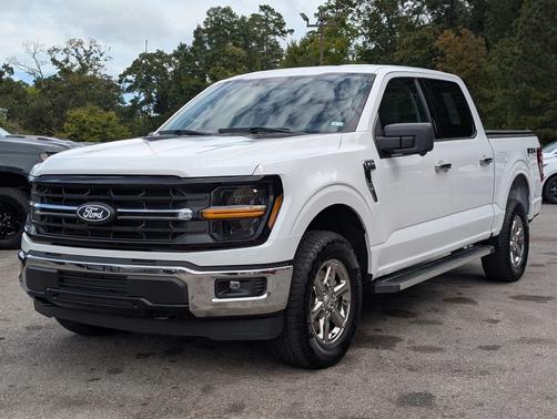Oxford White 2024 Ford F-150 XLT