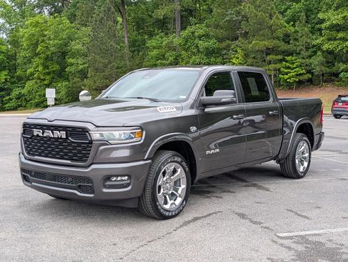 Granite Crystal Metallic Clearcoat 2026 RAM 1500 Big Horn/Lone Star
