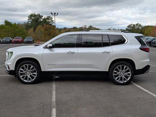 2024 GMC Acadia Denali